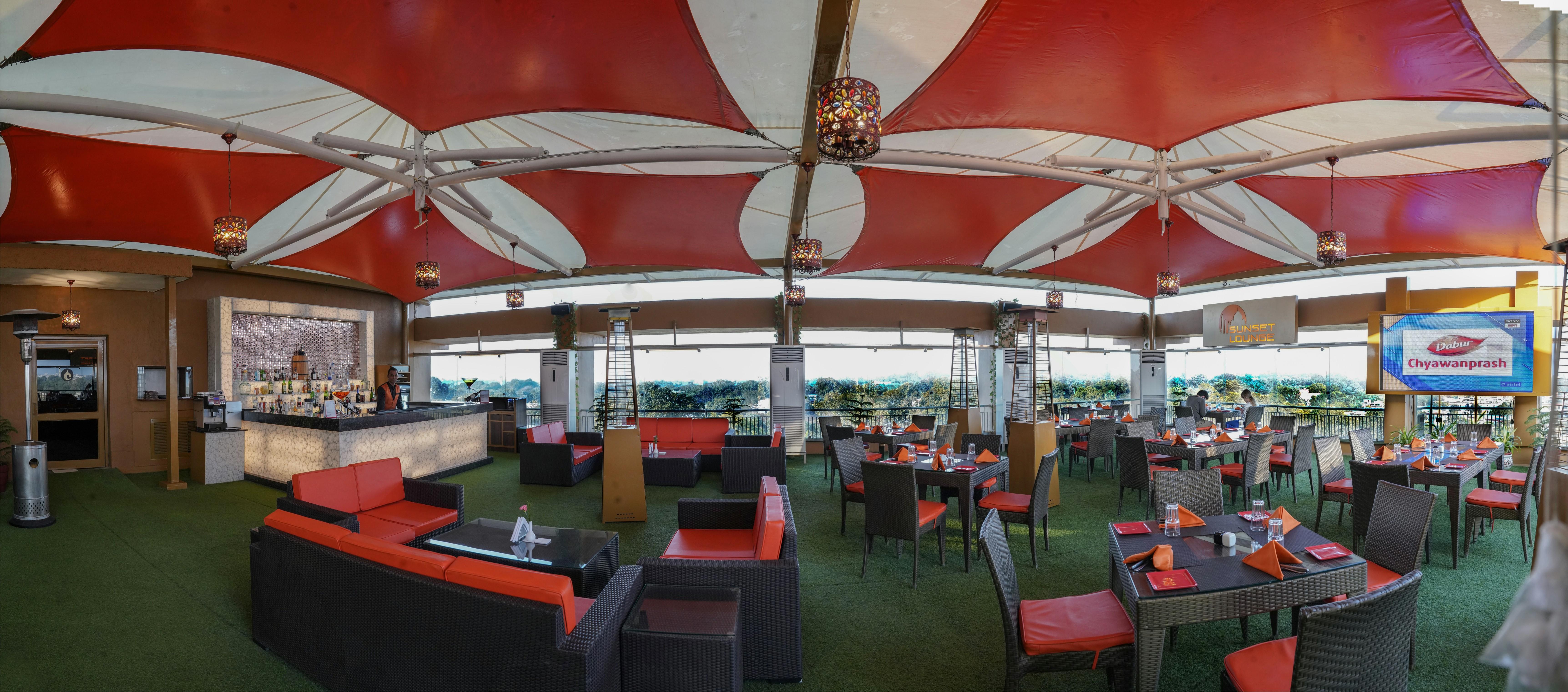 Hotel Clarks Shiraz Agra  Bagian luar foto