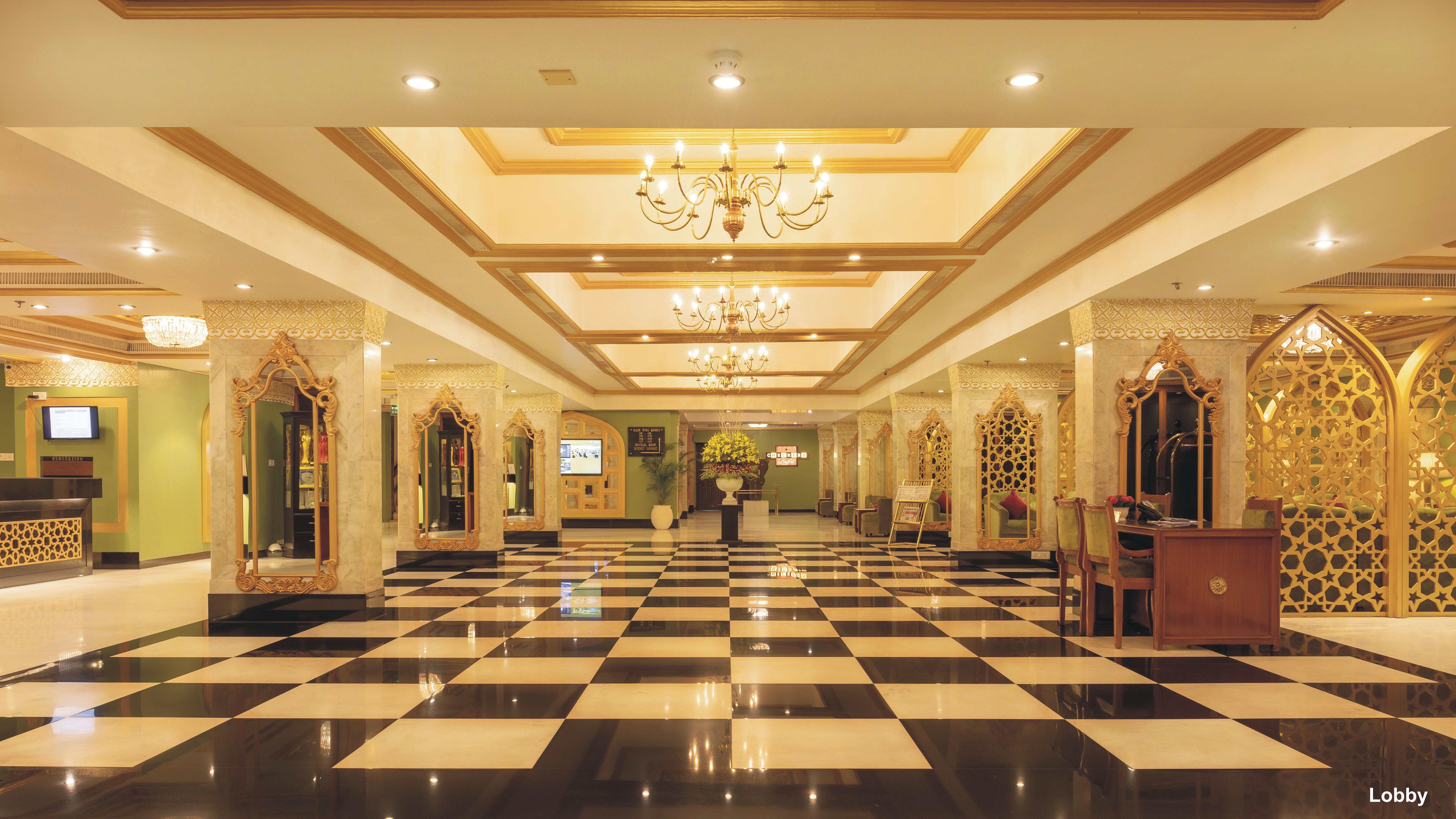 Hotel Clarks Shiraz Agra  Bagian luar foto
