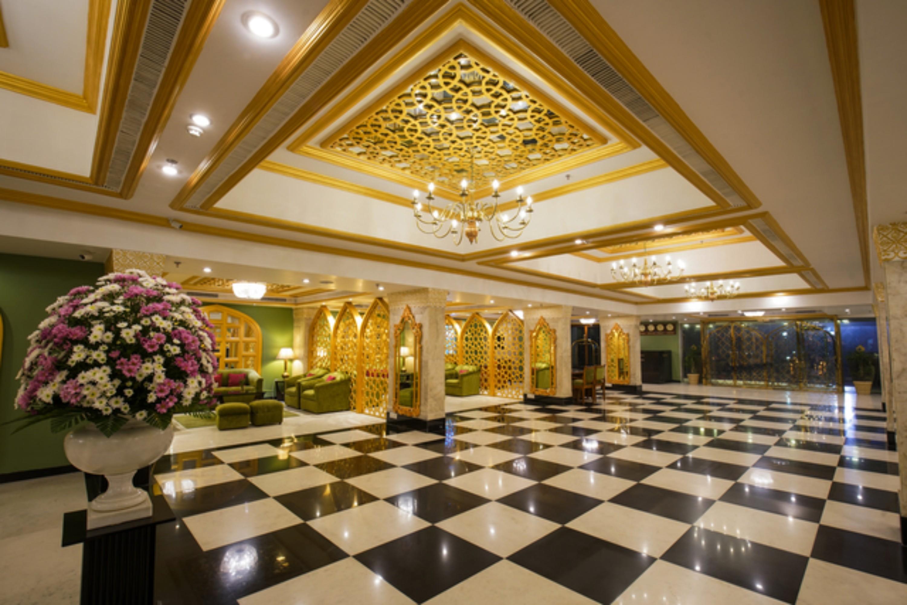 Hotel Clarks Shiraz Agra  Bagian luar foto